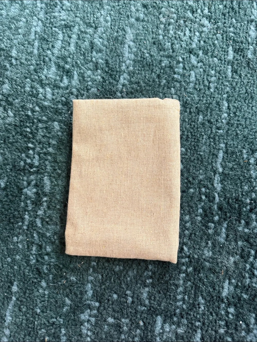 Gucci Beige Signature Logo Pouch - Picture 3 of 3